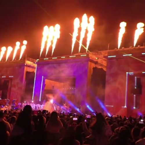 LA FIESTA DE LA VIDA en la Plaza de Bolivar